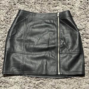 EXPRESS Black Leather Zip Skirt